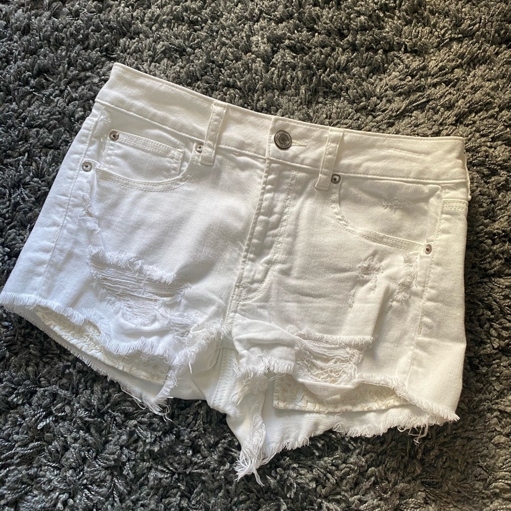 ✨AE HIGH RISE SHORTIE DENIM SHORTS✨